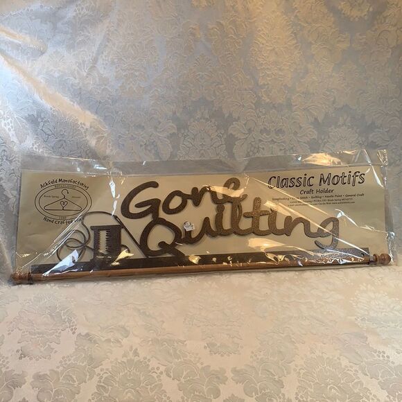 Quilting Gone Quilting Handcrafted Wire Classic Craft Holder Scrapbook Sewing - Picture 1 of 5